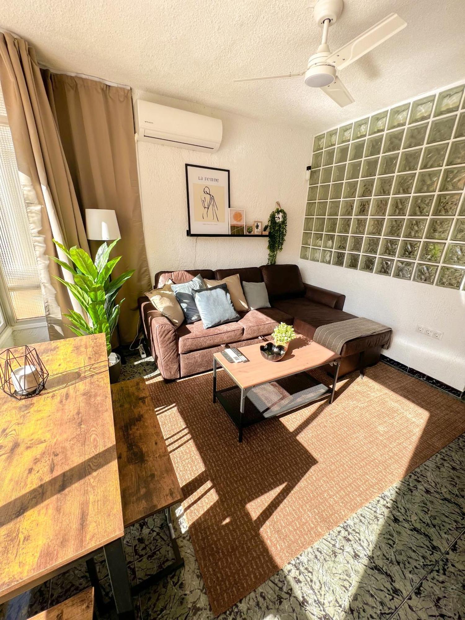 شقة Cozy And Bright Flat With Pool توريمولينوس المظهر الخارجي الصورة