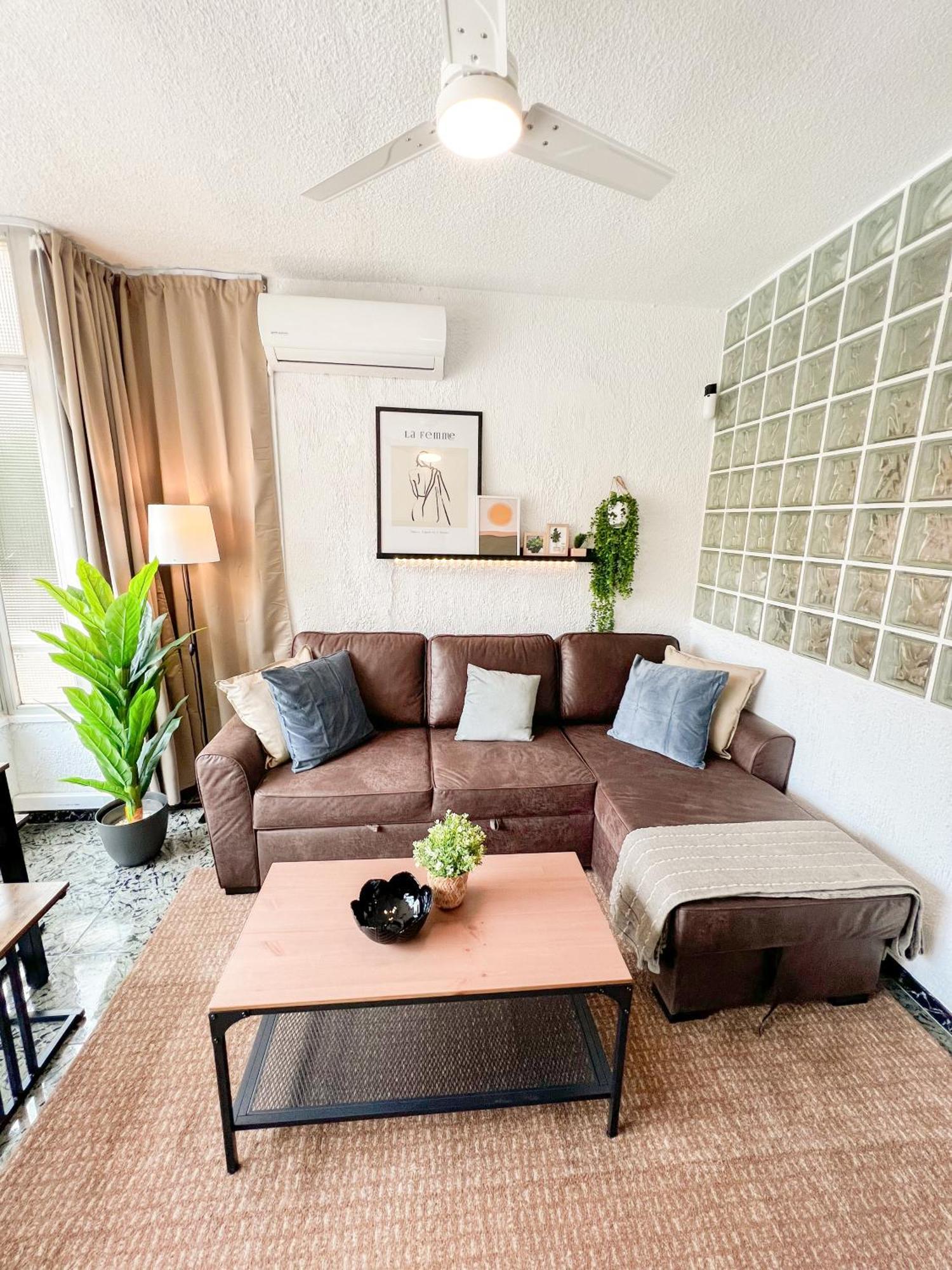 شقة Cozy And Bright Flat With Pool توريمولينوس المظهر الخارجي الصورة